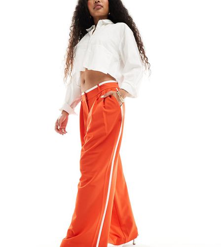 Pantalon avec bande contrastante sur le côté - Rouge - River Island Petite - Modalova