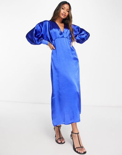 ROBE MI-LONGUE EN SATIN À MANCHES CHAUVE-SOURIS - River Island - Modalova