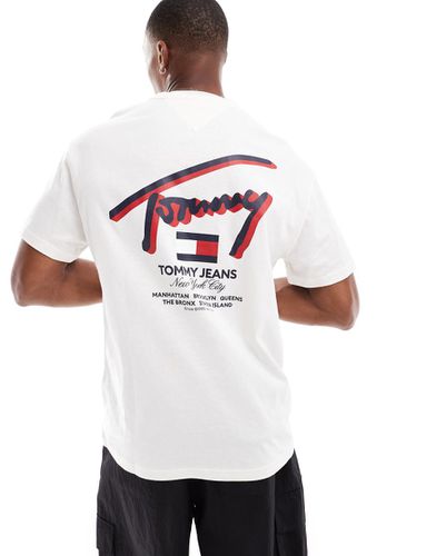 D Street - T-shirt classique à logo signature - Tommy Jeans - Modalova