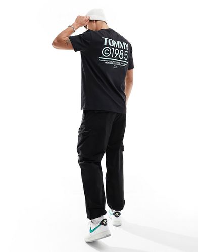 T-shirt classique à logo écusson 1985 - Tommy Jeans - Modalova