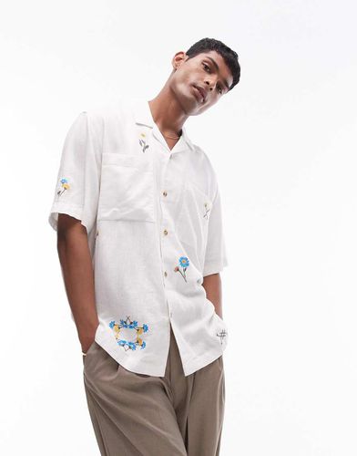 Chemise décontractée à manches courtes et fleurs brodées - Topman - Modalova