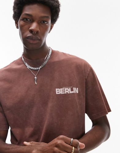 T-shirt oversize à imprimé Berlin effet usé - Marron délavé - Topman - Modalova