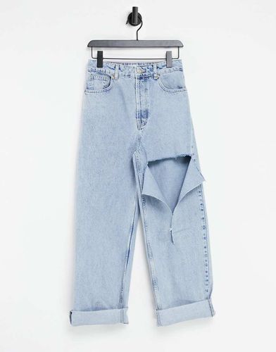 Jean mom oversize délavé à déchirures - Topshop - Modalova