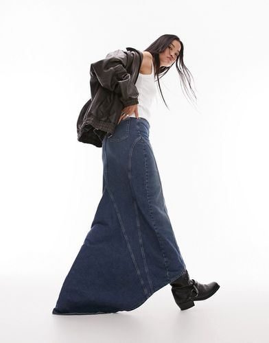 Jupe longue en jean avec ourlet sirène - Indigo - Topshop - Modalova