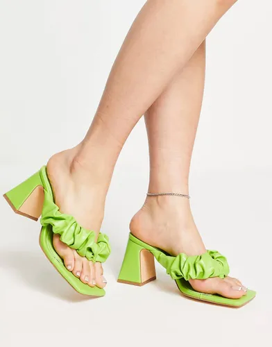 Nori - Sandales style mules à talon carré et effet froncé - Citron - Topshop - Modalova