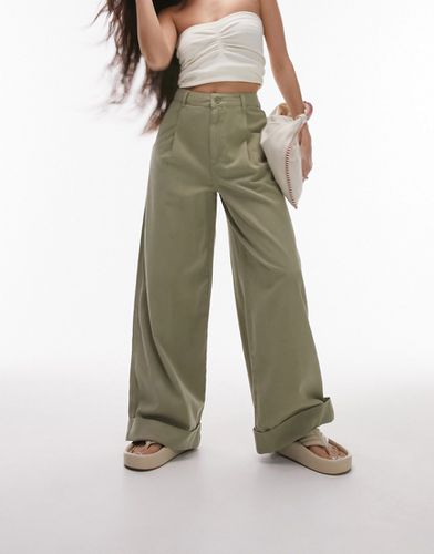 Pantalon large avec languette au dos et ourlet retroussé - Sauge - Topshop - Modalova
