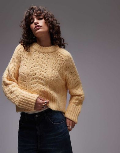 Pull décontracté ras de cou en maille surpiquée - Babeurre - Topshop - Modalova