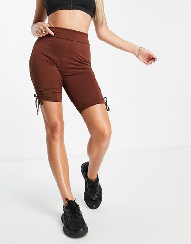 Threadbare - Fitness - Short legging de sport noué sur les côtés - chocolat - Threadbare Plus Fitness - Modalova