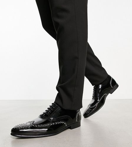 Pointure large - Chaussures Oxford cloutées à lacets en imitation cuir - Noir - Truffle Collection - Modalova