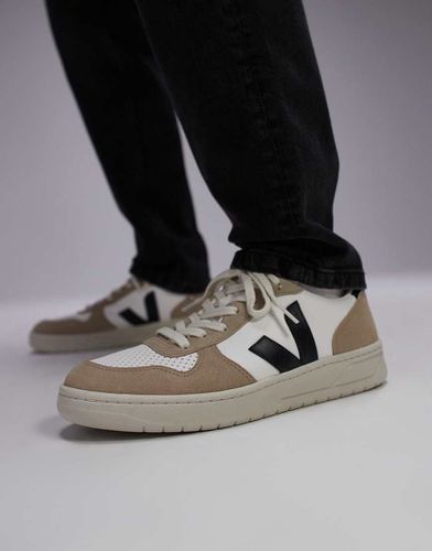 V-10 - Baskets en cuir sans chrome - extra, noir et sahara - Veja - Modalova