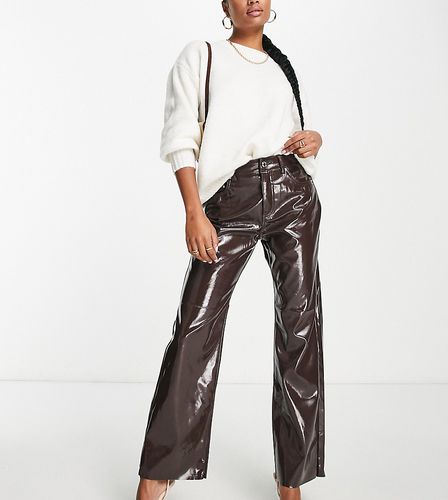Pantalon droit à taille haute en vinyle - Vero Moda Petite - Modalova