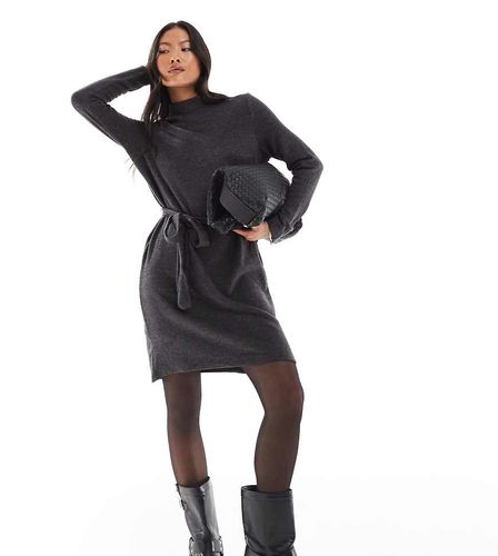 Robe courte en maille  col montant et taille noue - Vero Moda Petite - Modalova