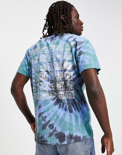 T-shirt effet tie-dye avec imprimé champignons au dos et sur le devant - Vintage Supply - Modalova