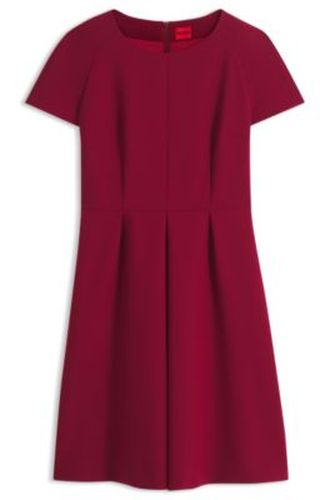 Robe à manches courtes en tissu stretch plissée sur le devant - HUGO - Modalova