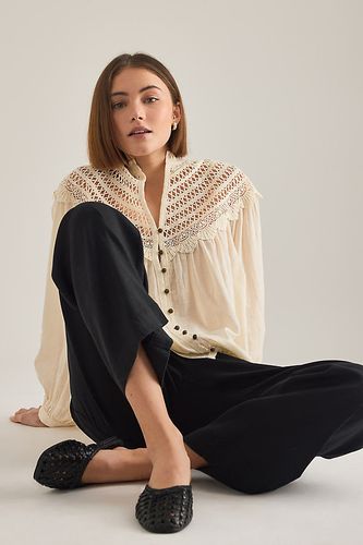 Blouse paysanne à empiècement en dentelle en taille: M chez Anthropologie - Pilcro - Modalova