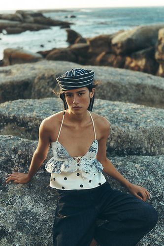 Haut péplum Cyrus à col en V et dos ouvert taille: M chez Anthropologie - En Saison - Modalova