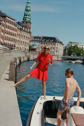 Robe courte évasée à taille basse en taille: S chez Anthropologie - Maeve - Modalova