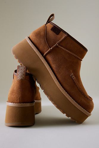 Botte Cityfunc Ultra Mini en Brown taille: 36 chez Anthropologie - UGG - Modalova