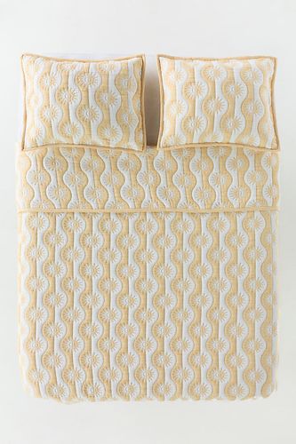 Couvre-lit matelassé soleil brodé Nelly en chez - Anthropologie - Modalova