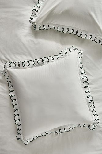 Housse de Coussin Carrée en Percale Bio Bouclée en Green chez Anthropologie - Maeve - Modalova