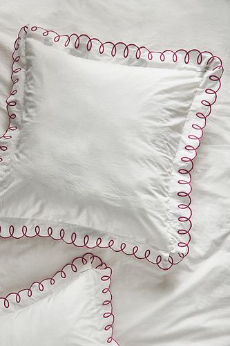 Housse de Coussin Carrée en Percale Bio Bouclée en Pink chez Anthropologie - Maeve - Modalova