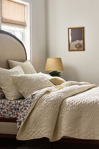 Couvre-lit brodé en coton Peyton en taille: Sk quilts chez - Anthropologie - Modalova