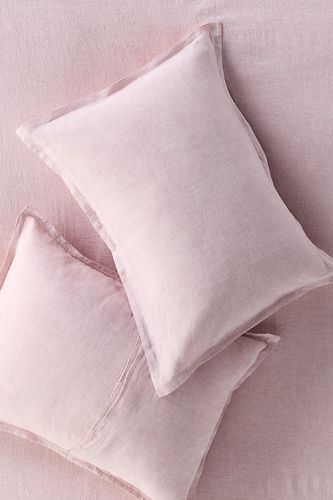 Taie d'oreiller en lin lavé, lot de 2 chez - Anthropologie - Modalova