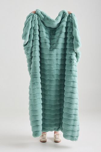 Couverture en fausse fourrure sculptée à festons taille: 60 x 70 chez - Anthropologie - Modalova