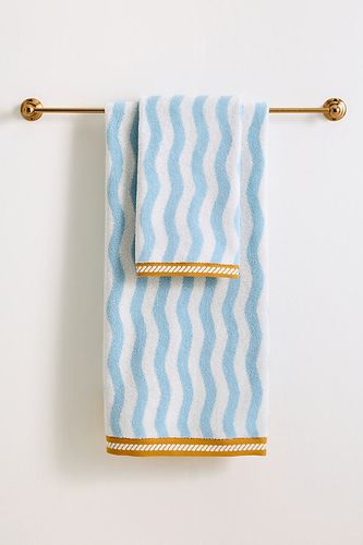 Collection de serviettes tissées en coton à rayures ondulées Maeve chez - Anthropologie - Modalova