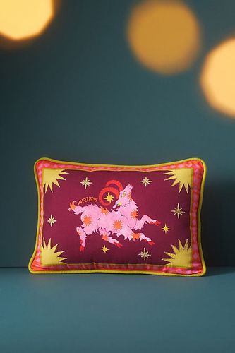 Coussin Mini Zodiaque Brodé en Coton Stargazer en chez Anthropologie - Lou Benesch - Modalova