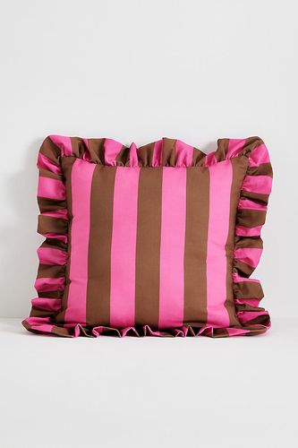 Coussin d'intérieur/extérieur à volants rayé Maeve taille: 20 in sq chez - Anthropologie - Modalova