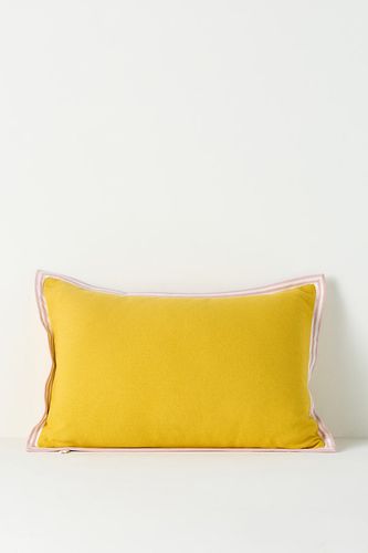 Coussin en coton Emmett en taille: 14" x 20" chez - Anthropologie - Modalova