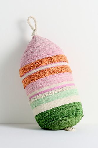 Coussin façonné tissé d'extérieur Millie taille: Shaped chez - Anthropologie - Modalova