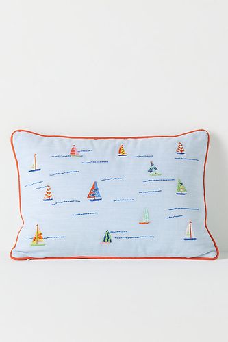 Coussin de plage brodé en coton Alma en taille: 14" x 20" chez - Anthropologie - Modalova