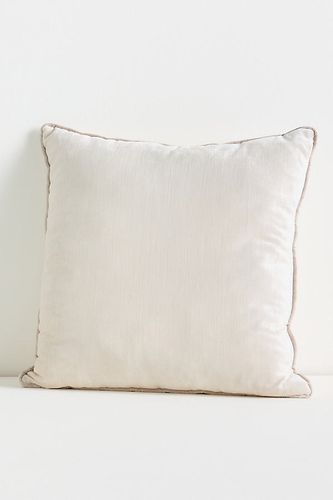 Coussin en velours passepoilé en White taille: 18" sq chez - Anthropologie - Modalova
