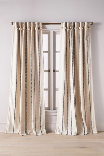 Rideau occultant tissé en mélange de coton à rayures assemblées en Black taille: 50 x 84 chez - Anthropologie - Modalova