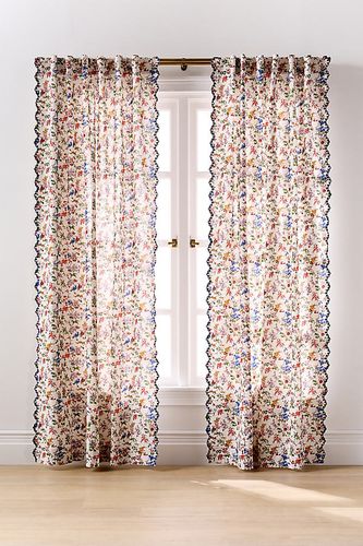 Rideau festonné en coton imprimé floral Alina taille: 50 x 84 chez - Anthropologie - Modalova
