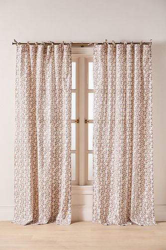Rideau fleuri en coton imprimé Leora avec attache en Blue taille: 108" chez - Anthropologie - Modalova