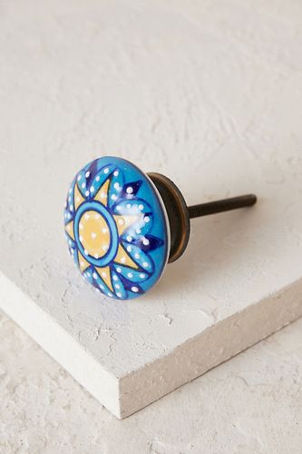 Hand-Painted Ceramic Knob en Yellow chez - Anthropologie - Modalova