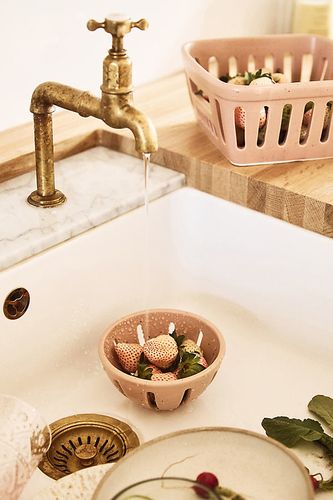 Panier à baies Cottage en Pink chez - Anthropologie - Modalova