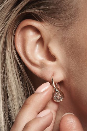 Boucles d'oreilles créoles en cristal délicat en Silver chez - Anthropologie - Modalova