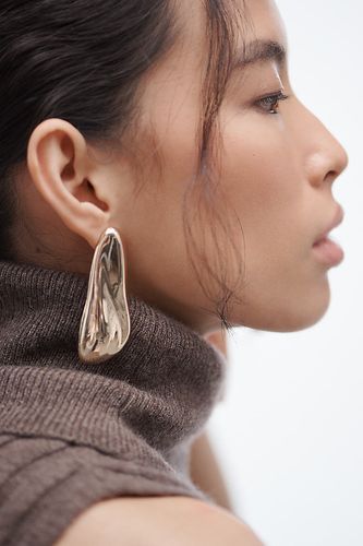 Grandes Boucles d'Oreilles Métal Fondu par en Gold - By Anthropologie - Modalova