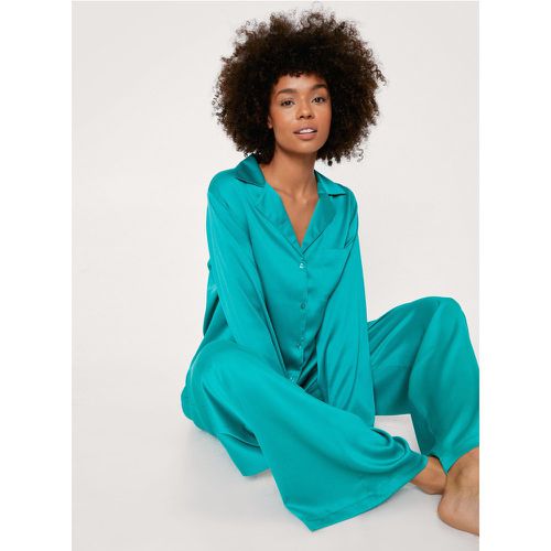 Recycled Satin Relaxed Pyjama Trousers Set - Nasty Gal - Modalova