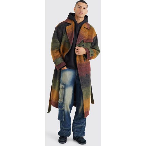 Manteau long effet laine à ceinture - Boohooman - Modalova