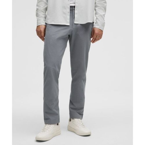 “ Pantalon chino ABC coupe classique Coton VersaTwill extensibles â€“ 76 cm â€“ Gris â€“ Taille 34 - lululemon - Modalova