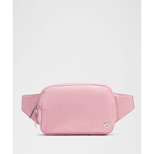 – Grand sac de ceinture Everywhere 2 L – Rose - lululemon - Modalova