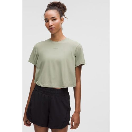 “ T-Shirt Pace Crush Ã  motif et dos croisÃ©s â€“ Vert/Pastel â€“ Taille 2XS - lululemon - Modalova