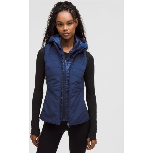 Ajoutez encore un kilomètre à votre course par temps froid. Cette veste vous protège des intempéries et son tissu extensible vous offre une grande - 155866883 - Modalova