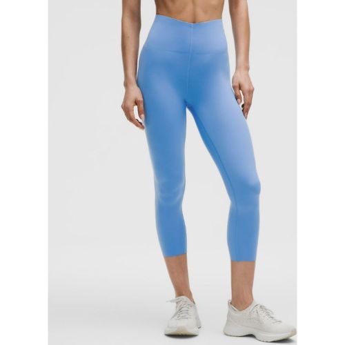 Une assurance à toute épreuve. Ce pantacourt d’entraînement associe un tissu épuré et une ceinture lisse pour offrir un maintien sculptant | lu - 156491160 - Modalova