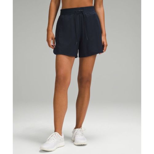 “ Short License to Train taille hautes â€“ 10 cm â€“ Bleu â€“ Taille 6 - lululemon - Modalova